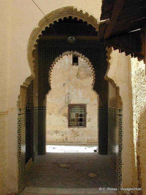 Meknes passaggio tra due strade - Marocco