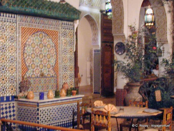 Ristorante Riad, in fondo della Medina, Meknes - Marocco