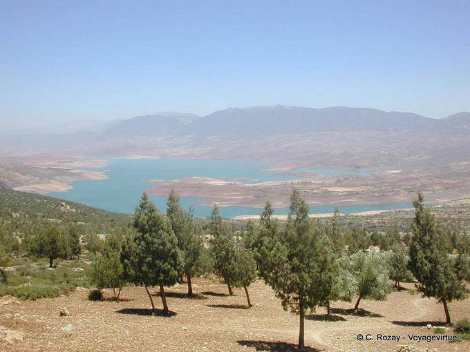 Lake Dam Bin-El-Ouidane - Marocco