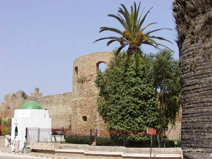 La fortificazione portoghese, Bab El Homar e marabout, Asilah - Marocco