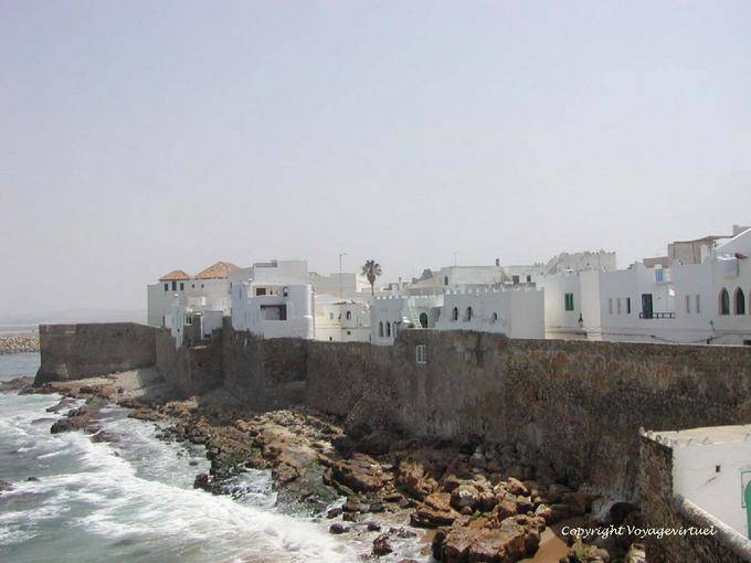 Pareti Mansour tra il mausoleo e il Palais Raisuli, Asilah - Marocco