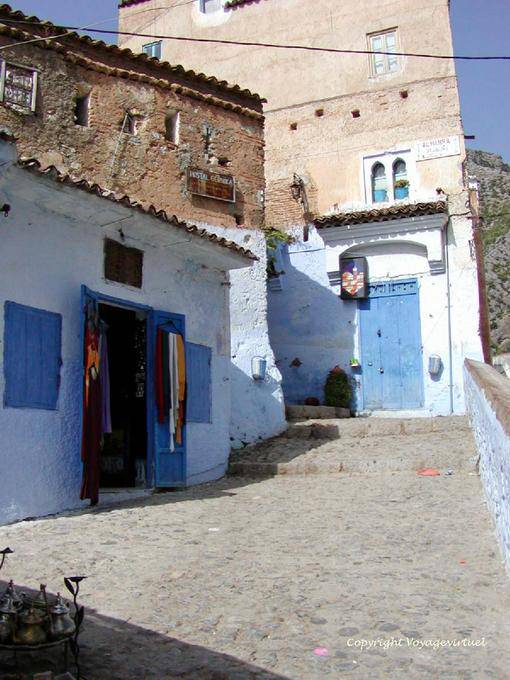 Gernika e Al Hamra Hotel vicino a Ras El Ma, Chefchaouen - Marocco