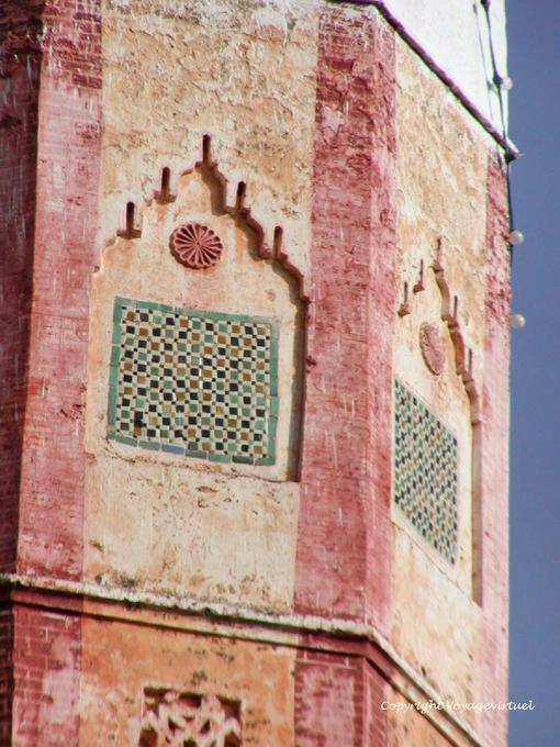 Dettaglio del minareto della Grande Moschea di Chefchaouen - Marocco