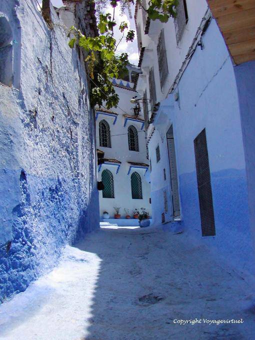 Chefchaouen, architettura e blu vicolo - Marocco