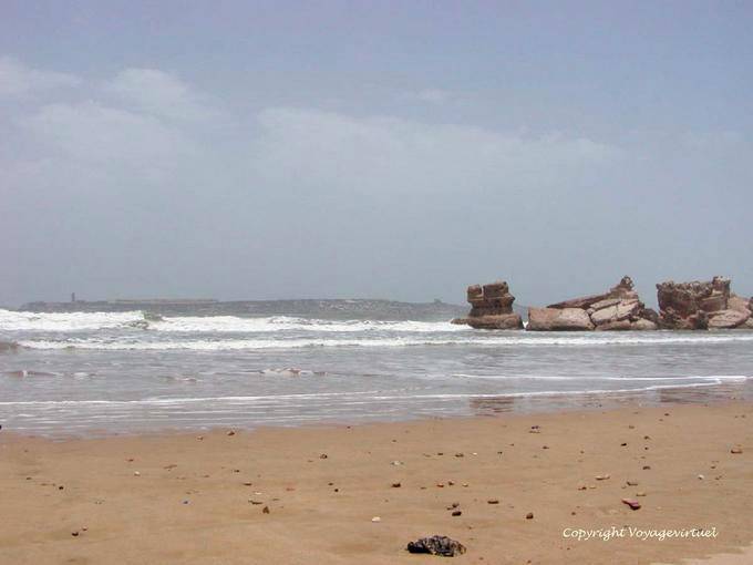 Spiaggia di fronte alla torre di fuoco, Borj el Baroud, Essaouira Mogador - Marocco