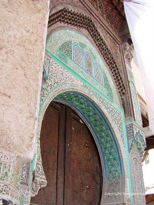 Architettura e motivi decorativi tipici di una voce, Medina, Fes - Marocco