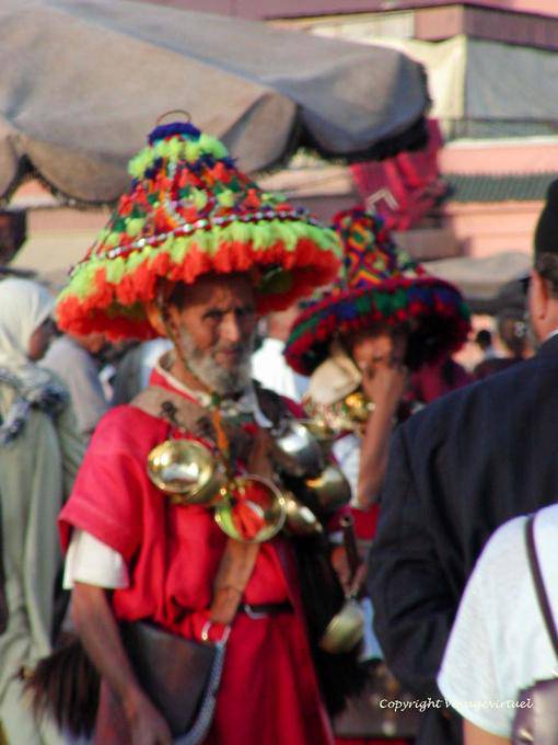 Un portatore d'acqua, Jemaa el Fna, Marrakech - Marocco