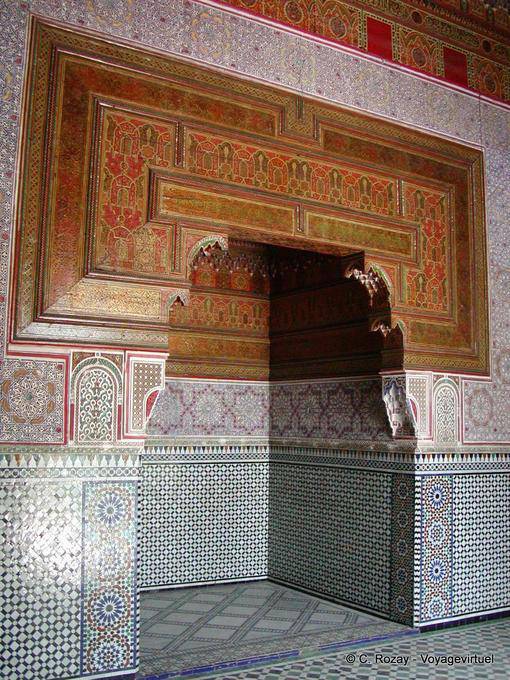 Nicchia con raffinate decorazioni, Gran Riad Bahia Palace, Marrakech - Marocco