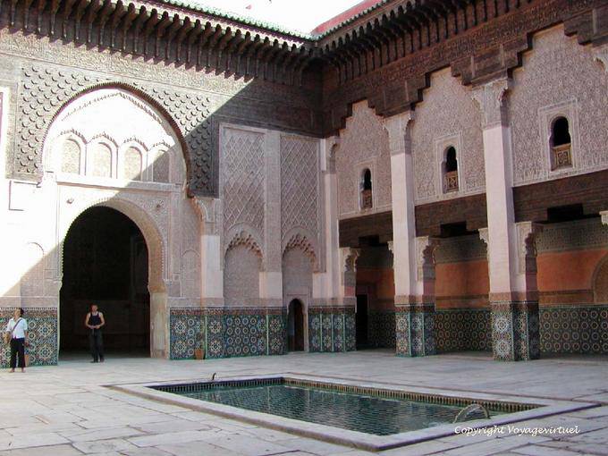 Il cortile interno della Medersa Ben Youssef, Marrakech - Marocco