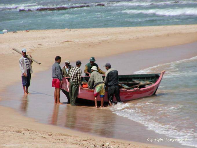 La consultazione prima di caricare la barca, Oualidia - Marocco