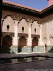 Il muro di un'ala attorno al patio centrale, Ben Youssef Madrasa, Marrakech, Marocco.
