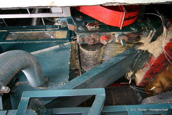 Meccanica per la macinazione della canna, rendendo Zepol Karé, Rhumerie Neisson, Carbet - Martinica