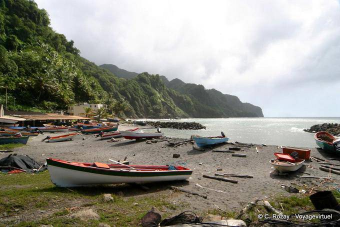Scogliere a nord della Martinica, Grand'Rivière - Martinica