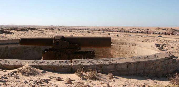 La canna e treno interrato, Nouadhibou, in Mauritania