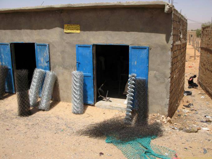 Mesh vendor in casa moresca, Strada della Speranza, la Mauritania