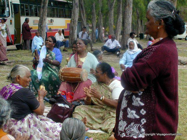 Musica sulla spiaggia, Mont Choisy, Mauritius.