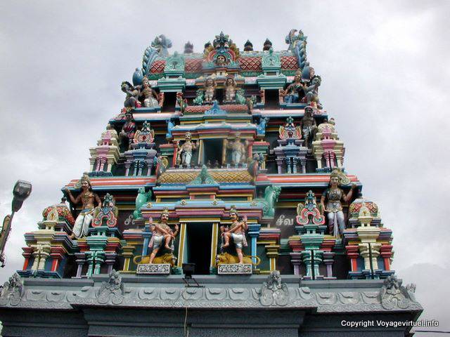 Giro del Tempio di Triolet Shivala Maheshwarnath, Grand Bay, Mauritius.