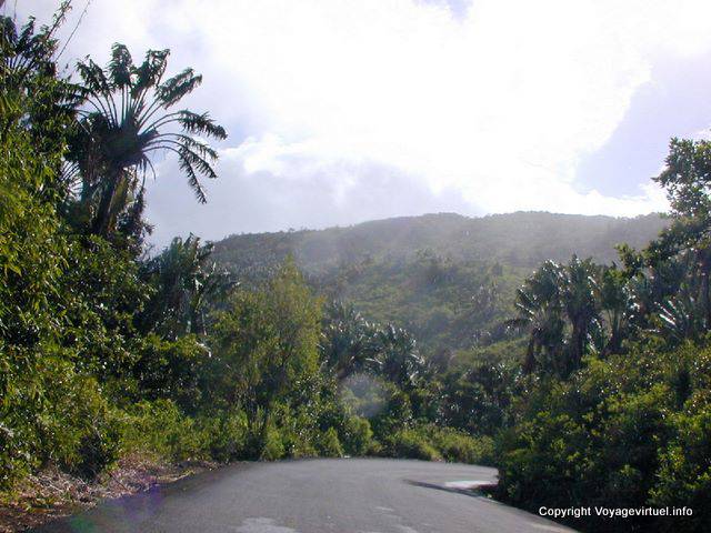 Sulla strada Plaine Champagne, Mauritius.