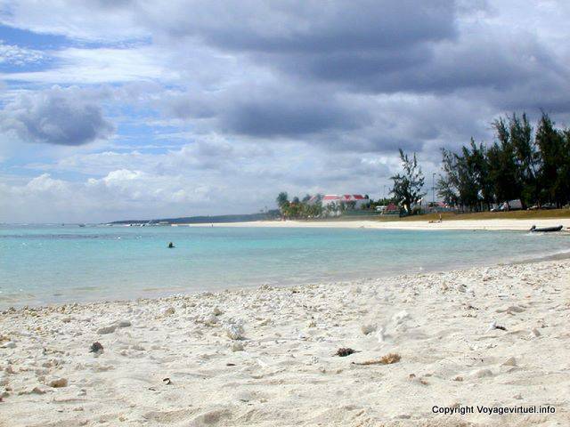 La bellissima spiaggia di Flic en Flac, Mauritius.