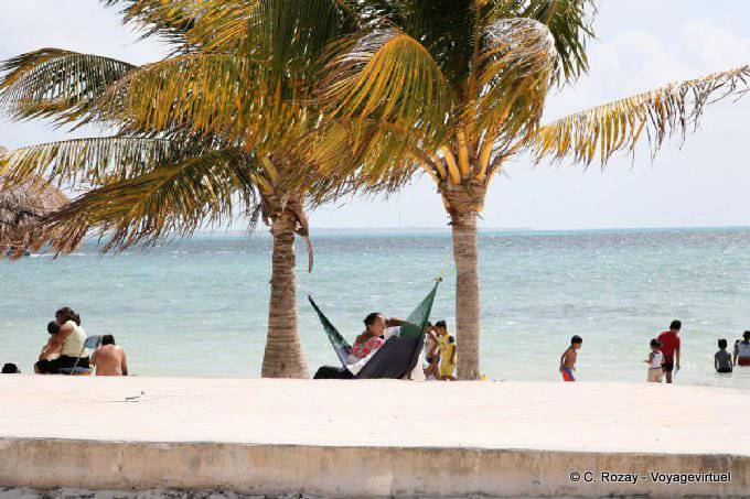 Un amaca tra palme, Puerto Juárez - Messico
