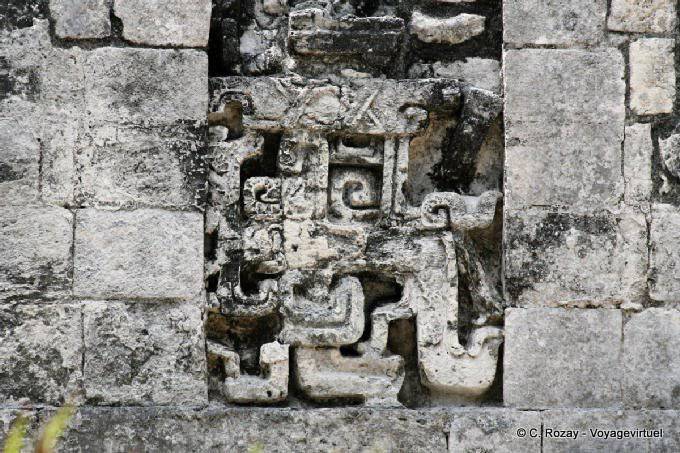 Impigliato al dettaglio in casa della bocca del serpente, Chicanna - Messico