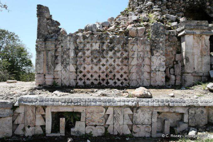 Rovina Muro croce Kabah - Messico
