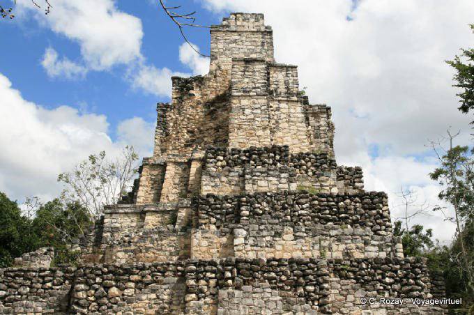 Piramide Chunyaxché, El Castillo, Muyil - Messico