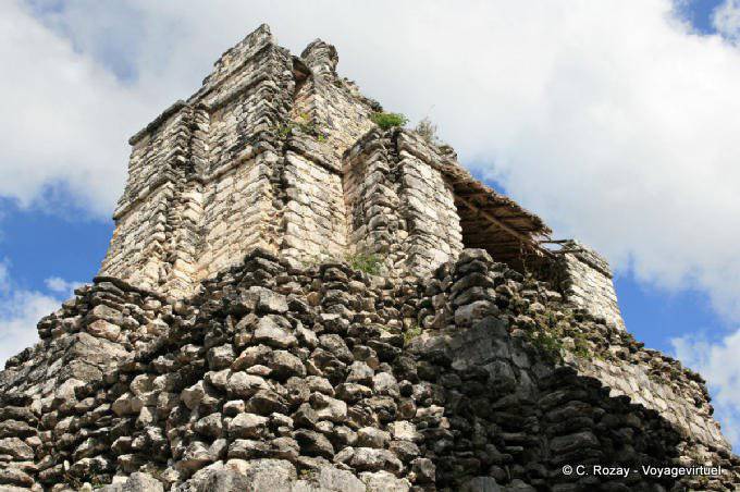 La piramide più alta sulla costa della Riviera Maya, il Castello, Muyil - Messico