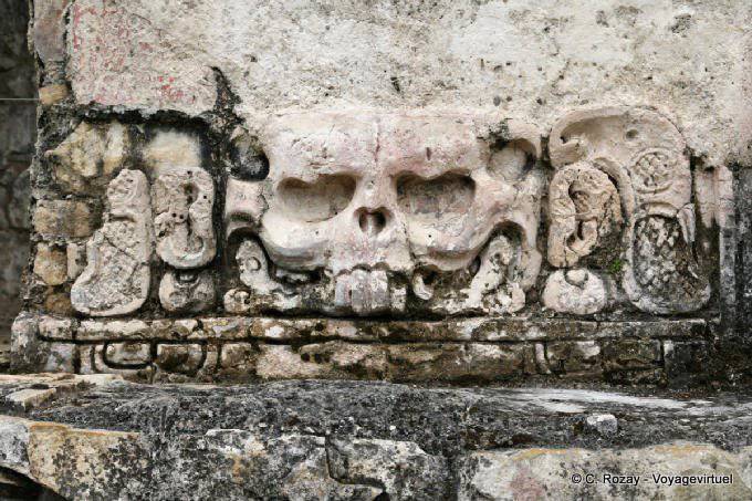 Scultura del cranio, Palenque - Messico