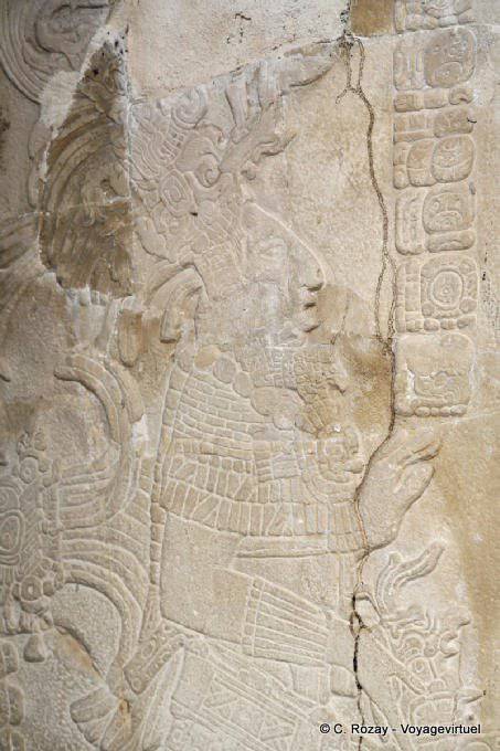 Re Chan Bahlam II, sollievo, Tempio della Croce, Palenque - Messico