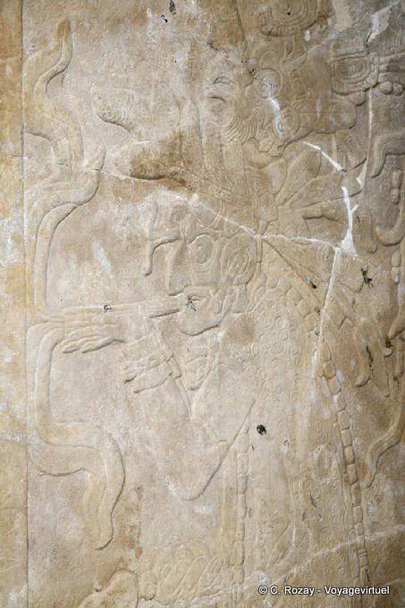 Figura K'inich Kan Bahlam, Tempio della Croce, Palenque - Messico