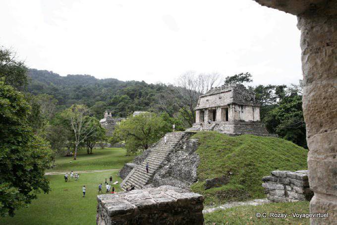Vista del gruppo settentrionale, Templo del Conde, Palenque - Messico