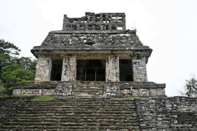 Il Tempio del Sole è parte del Grupo de la Cruz, Palenque - Messico