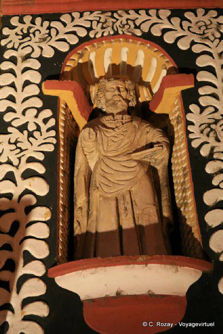 Statua della facciata, cattedrale, San Cristóbal de Las Casas - Messico