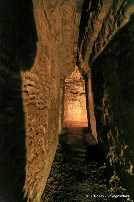 Nel labirinto del Palazzo delle Tenebre, Tonina - Messico