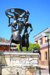 Statua moderna in una piazza Comitán, Chiapas, Messico.