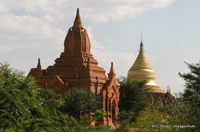 Temple dietro la stupa di Dhammayazika pagoda, Bagan - Myanmar (Birmania)