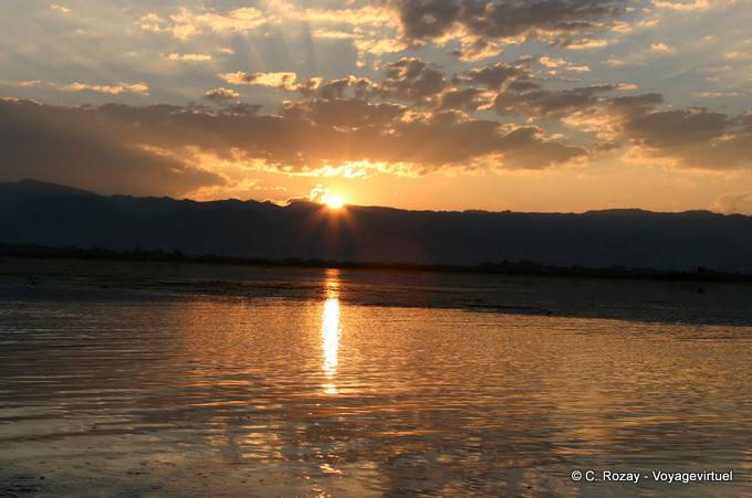 Sunset verso Heho, lago Inle - Myanmar (Birmania)