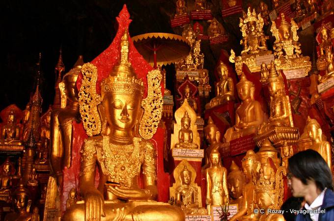 Pindaya grotta, finemente intagliato Golden Buddha - Myanmar (Birmania)