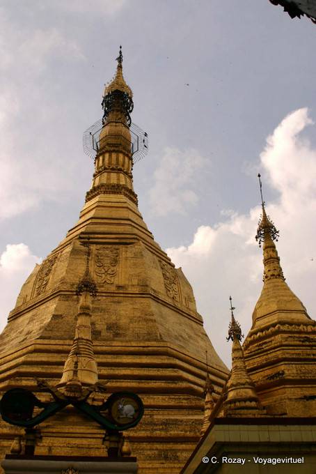 Top stupa Sule Pagoda, Rangoon - Myanmar (Birmania)