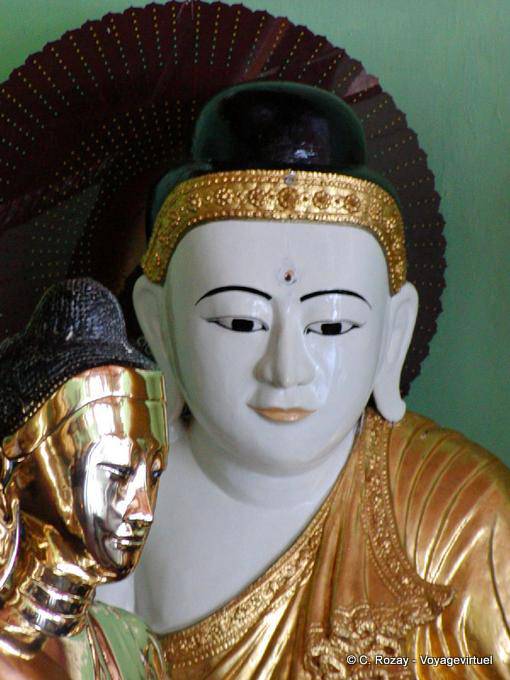 Moderno stile testa Buddha Mandalay, Yangon - Myanmar (Birmania)