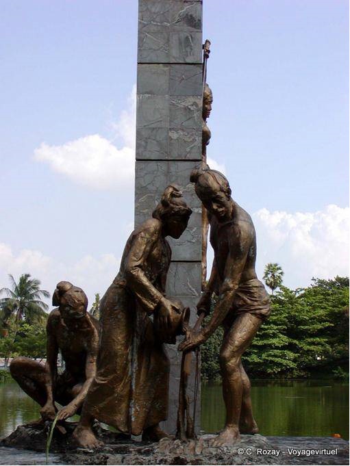 Monumento Rangoon Kandawgyi Lake - Myanmar (Birmania)