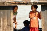 Sorrisi di passaggio barca sul Irrawaddy, Mandalay, Birmania.