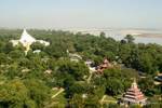 Veduta di Mingun Pagoda e Hsinbyume, Mandalay, Birmania.
