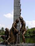 Monumento Rangoon Kandawgyi Lake, Birmania.