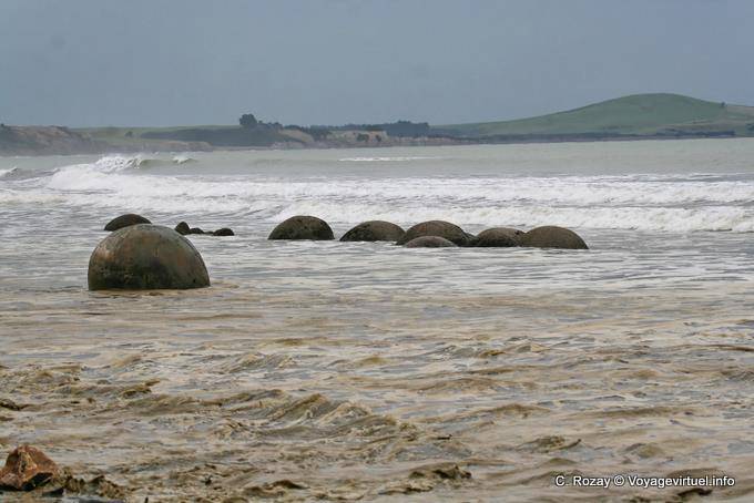 Sfere di allineamento, Moeraki Boulders Scenic Reserve, Otago - Nuova Zelanda