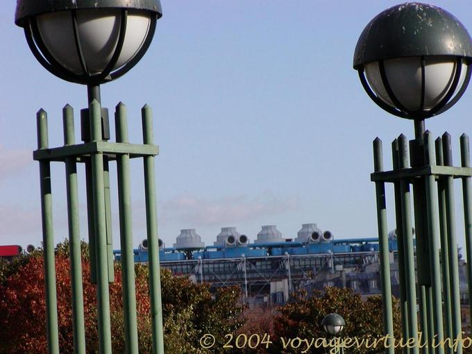 Lampioni a Beaubourg, Parigi, Francia
