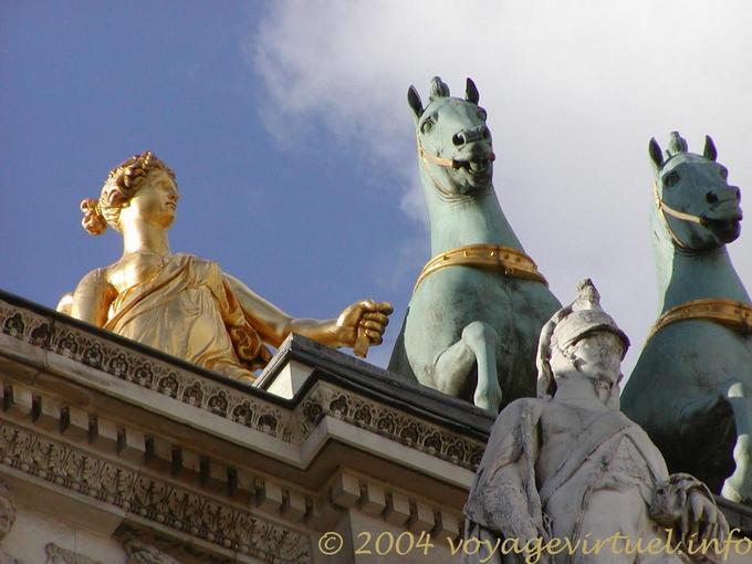 Particolare dell'Arco di trionfo del Carousel, Parigi, Francia