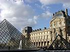 Triangolazione, il Louvre, Parigi, Francia.