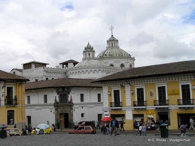 Le cupole della Chiesa della Compagnia di Gesù, Quito -Equador